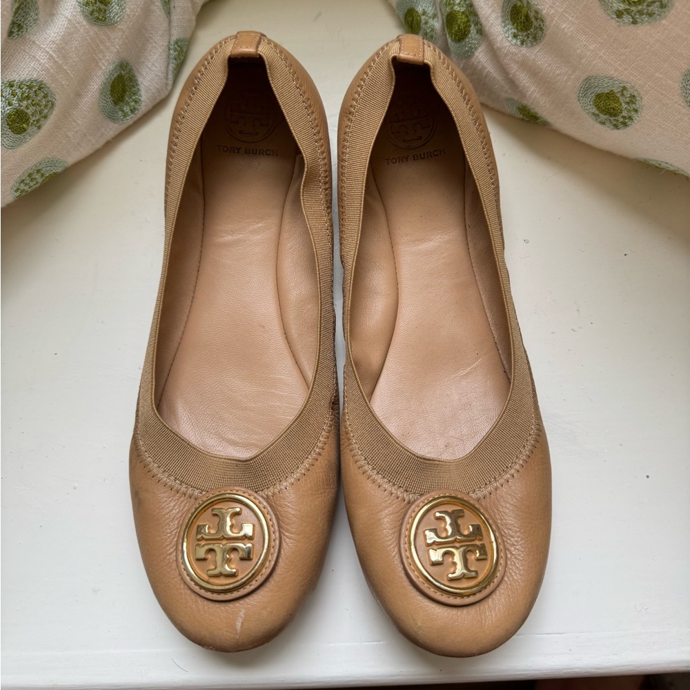 Tory Burch Tan Nude Caroline Flats